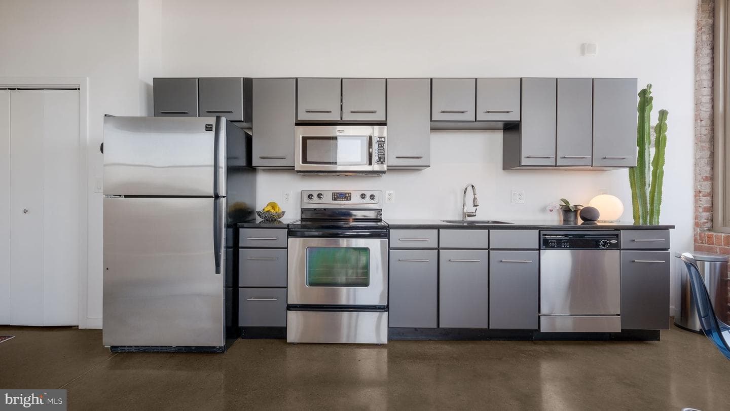 444 N 4th Street #711 photo 3