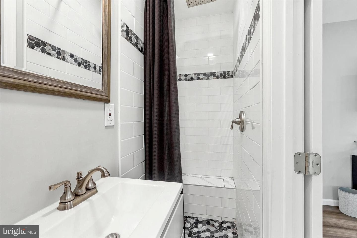 1319 W Wyoming Avenue photo 24