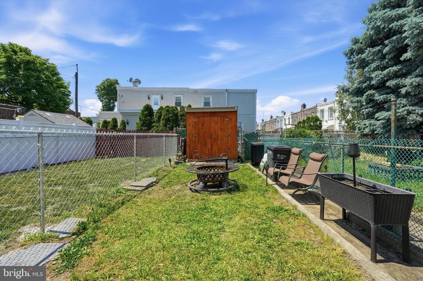 2632 E Ontario Street photo 11