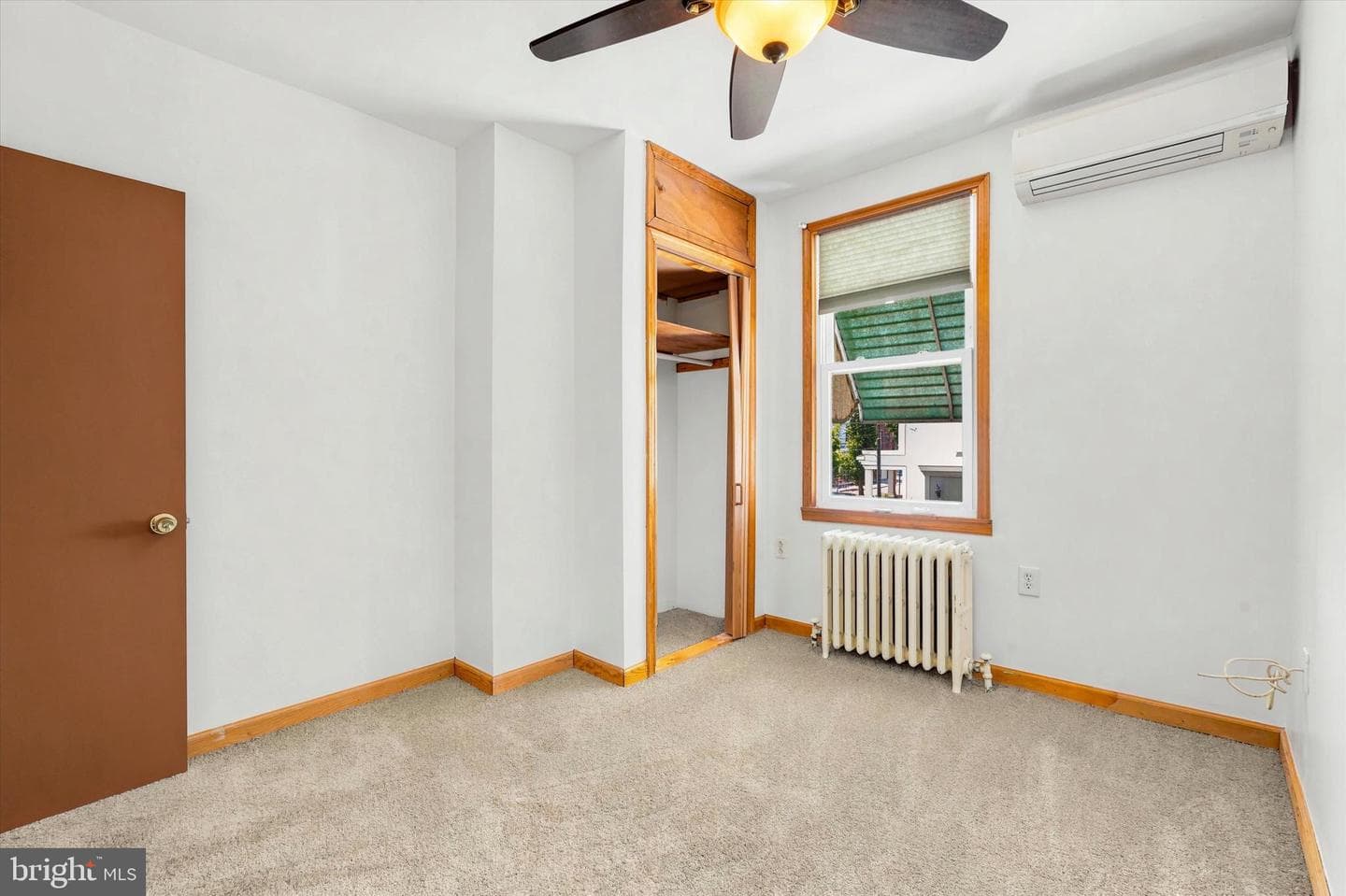 2632 E Ontario Street photo 14