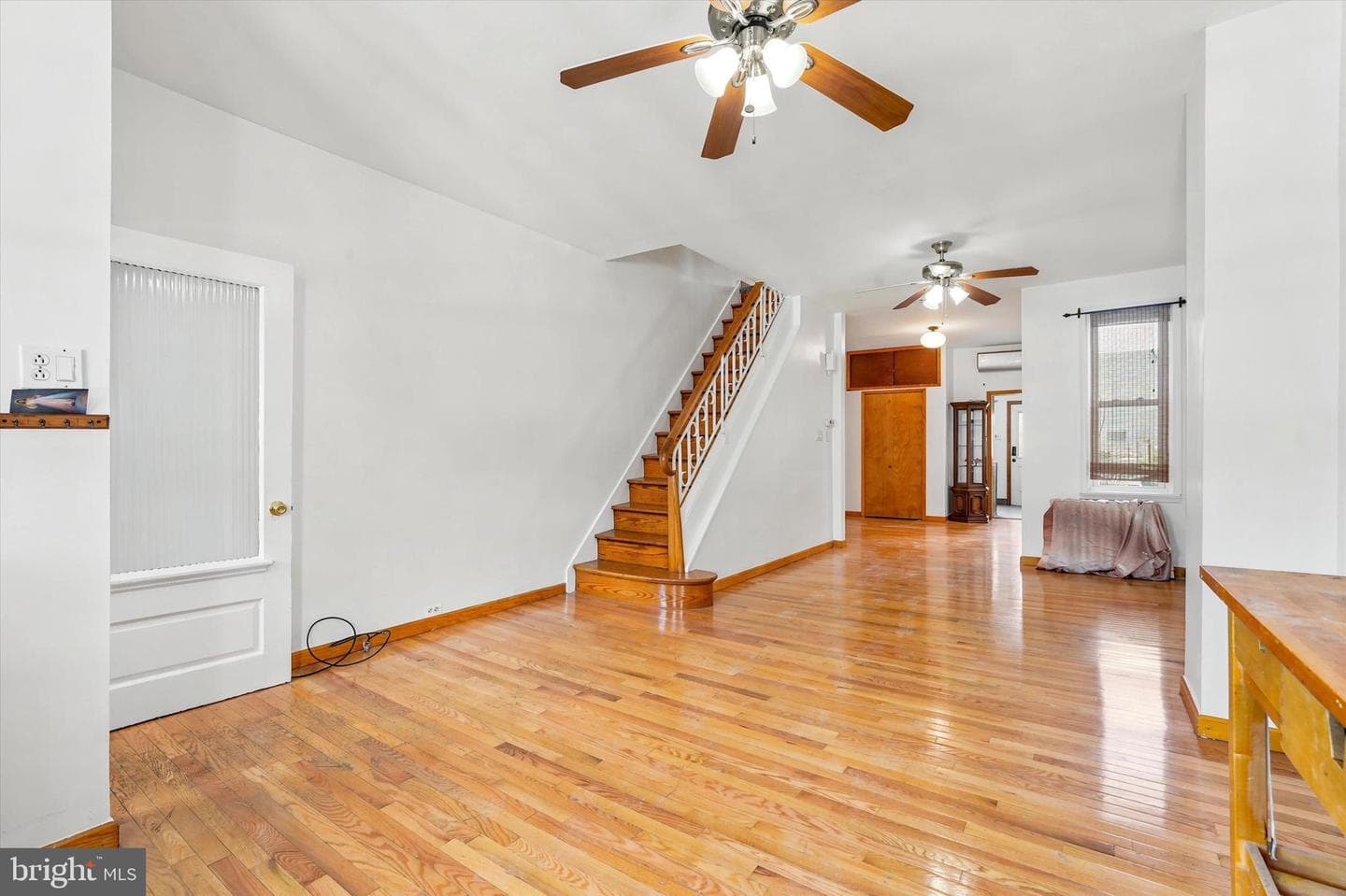 2632 E Ontario Street photo 4
