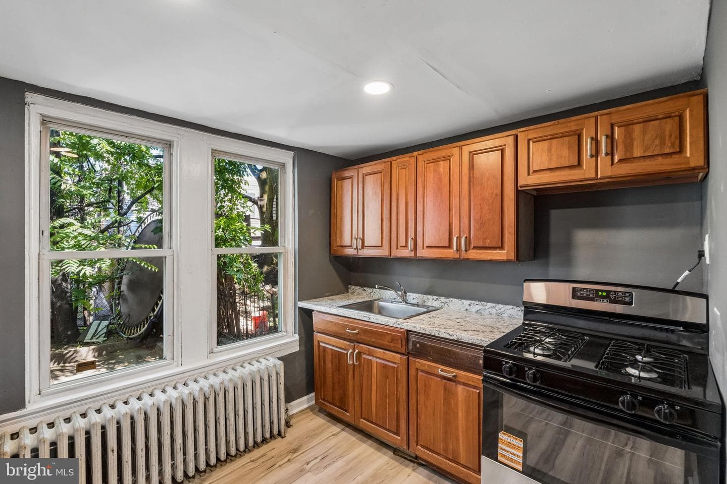 3428 Braddock Street photo 4
