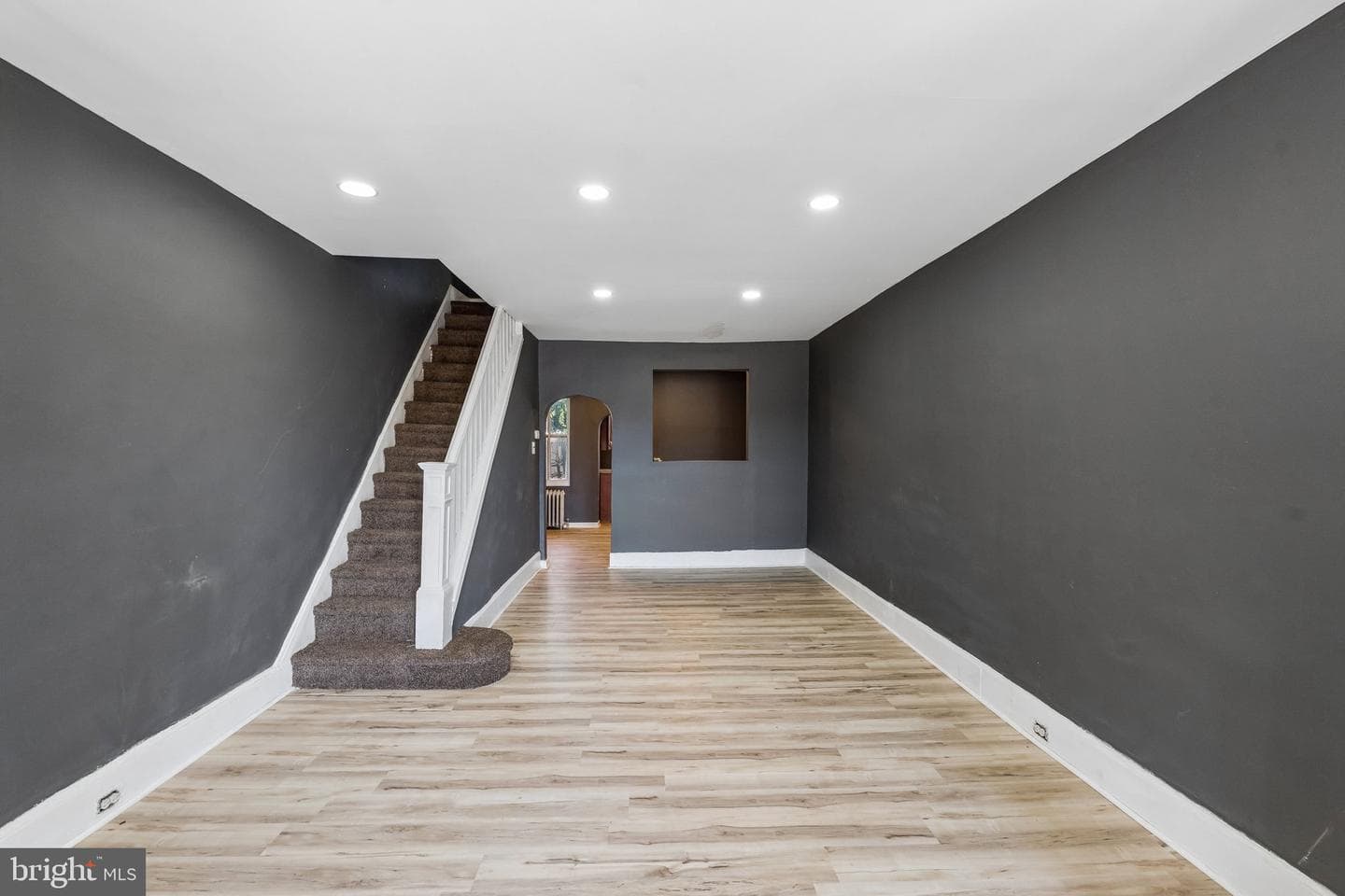 3428 Braddock Street photo 8