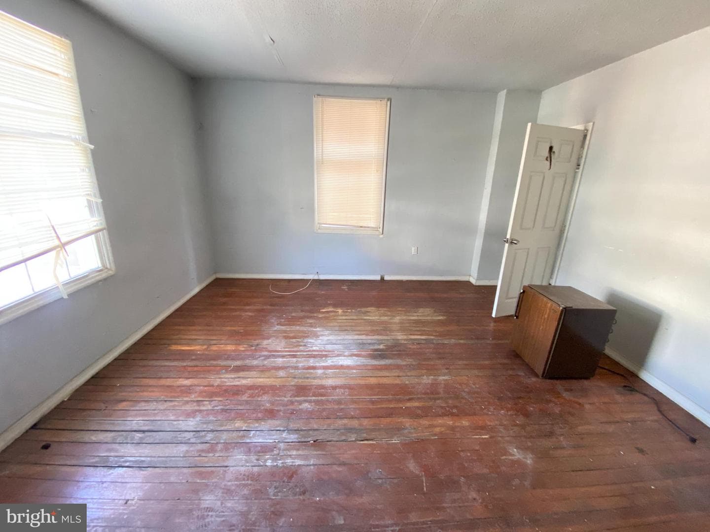 66 E Coulter Street photo 16