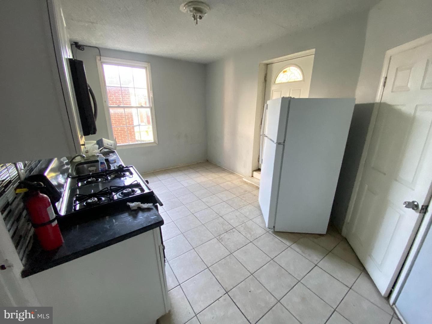 66 E Coulter Street photo 42