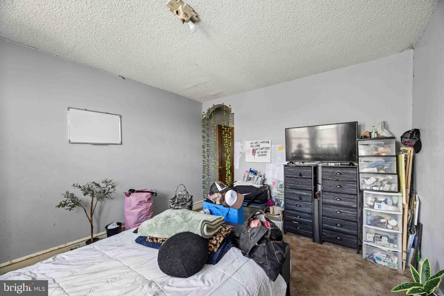 3333 Ryan Avenue photo 20