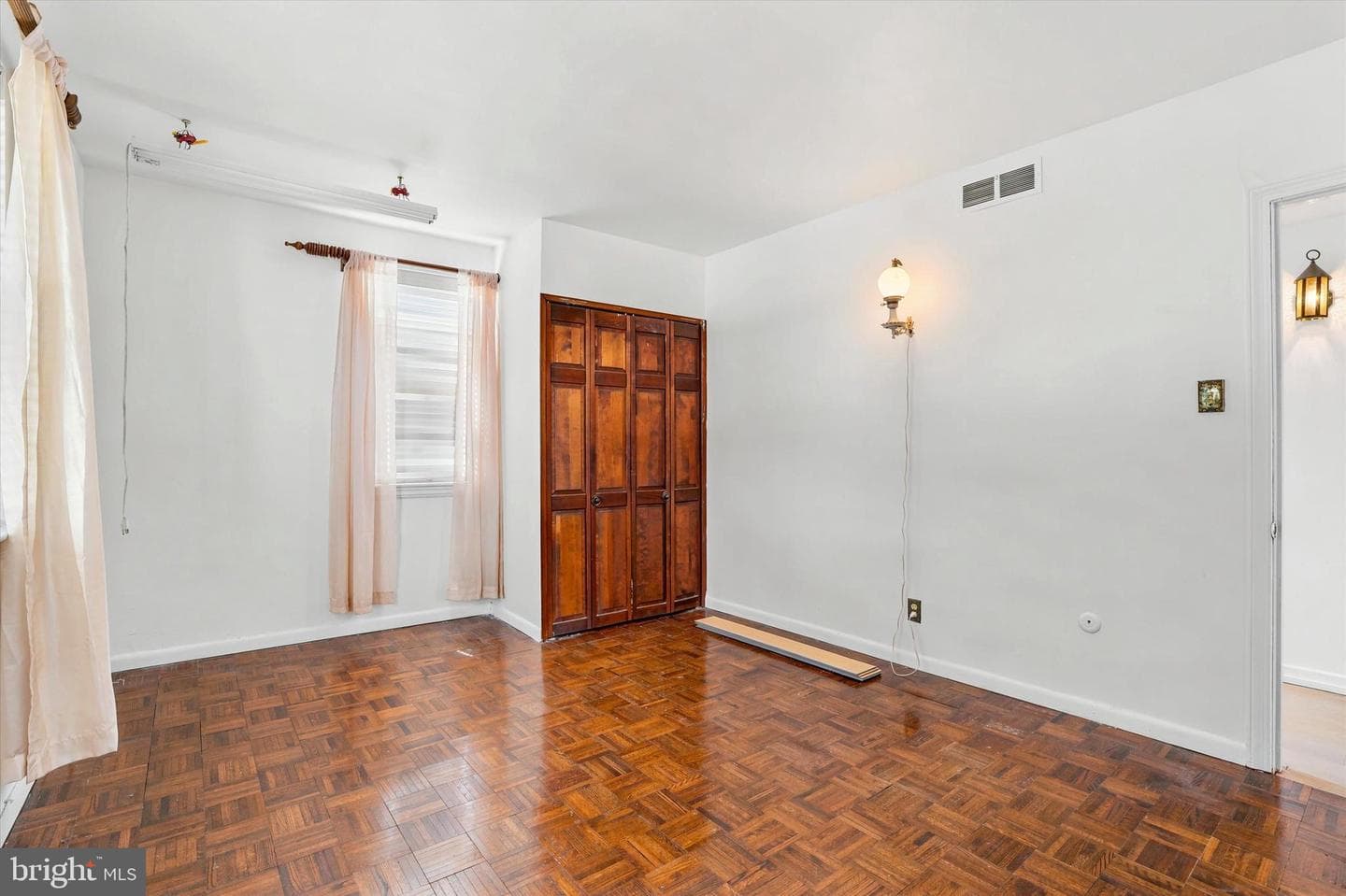 3112 Fordham Road photo 11