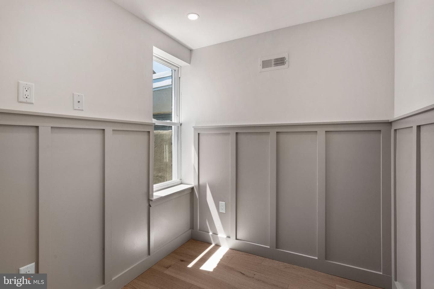 814 Belgrade Street photo 17