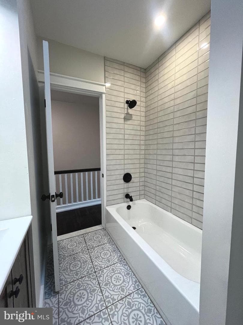 5745 Hunter Street photo 17