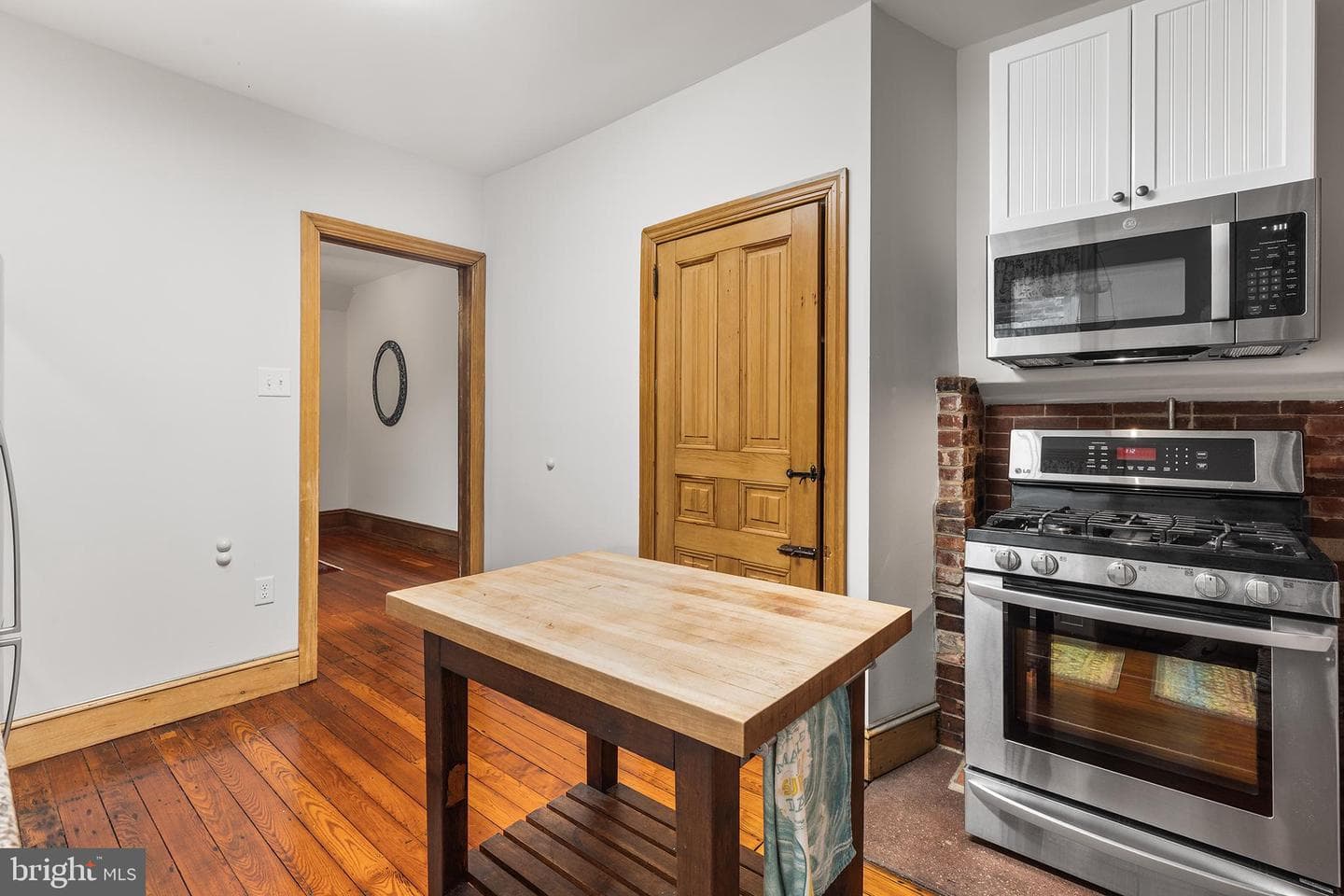 3221 Haverford Avenue photo 10