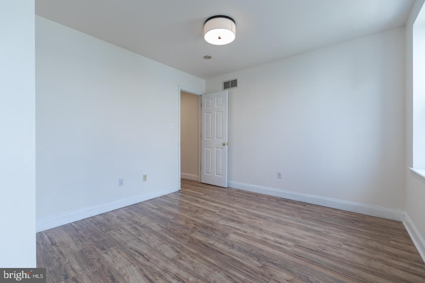 1161 S Mole Street photo 12