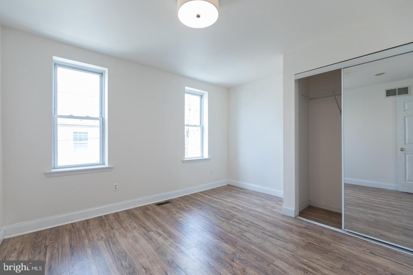 1161 S Mole Street photo 14