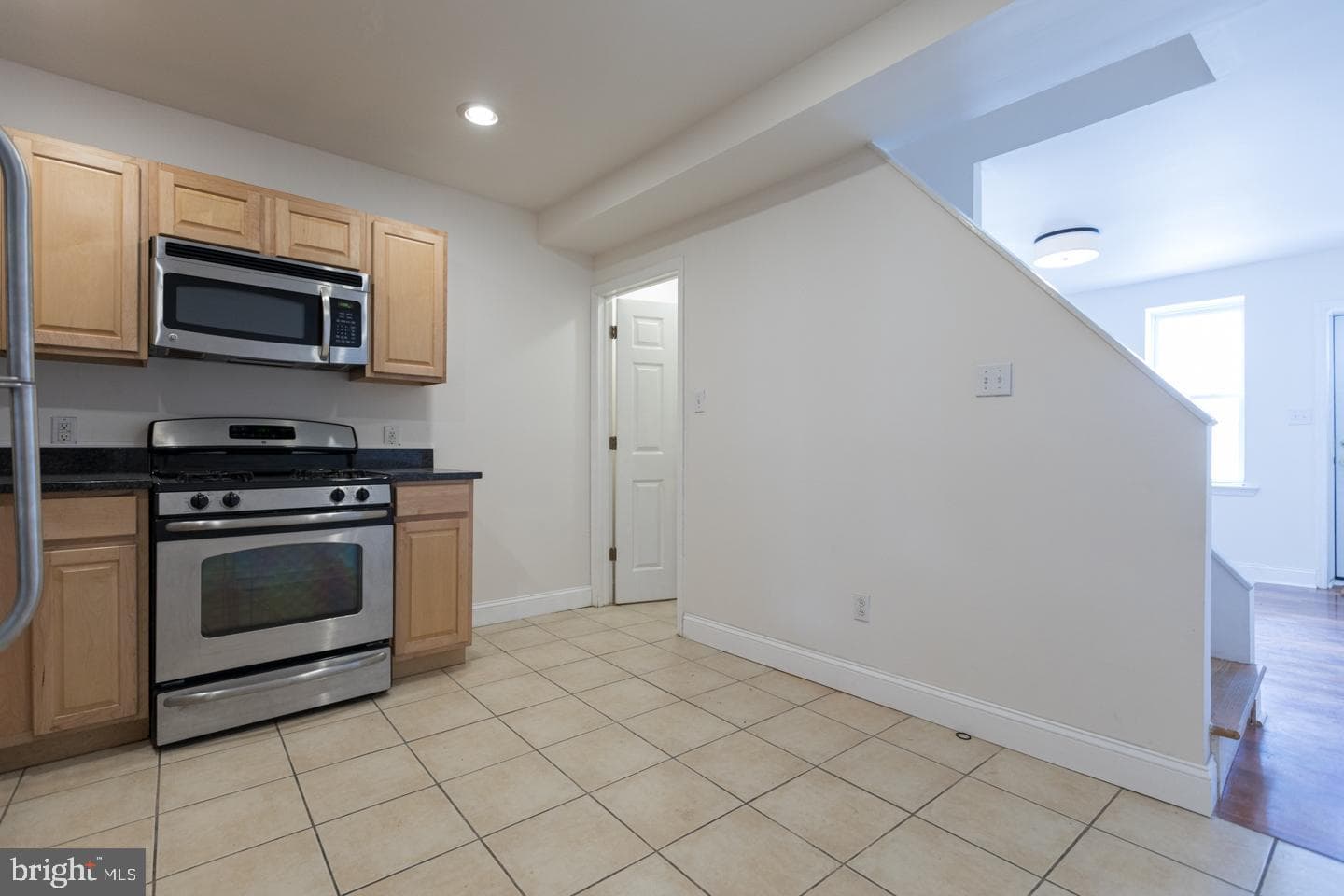 1161 S Mole Street photo 5