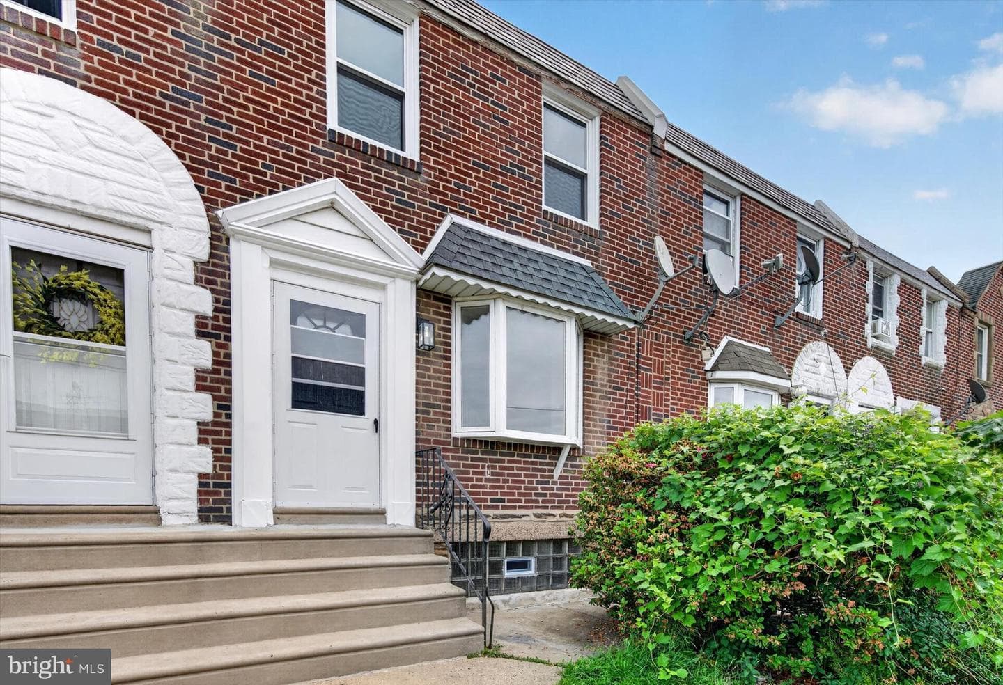 4553 Marple Street photo 2