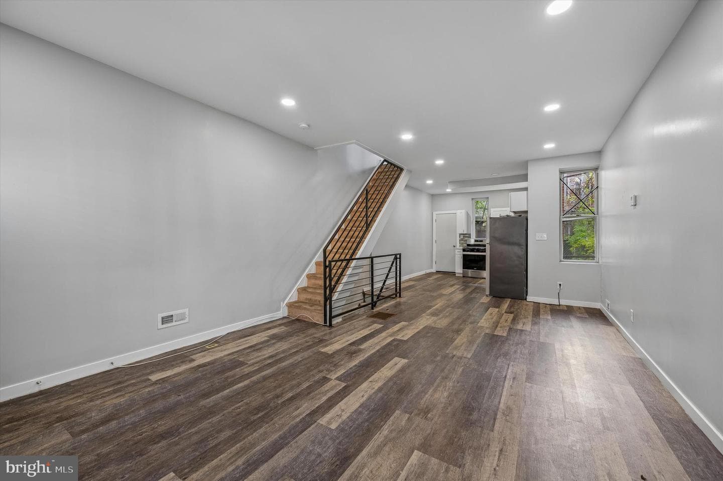 2842 N Bonsall Street photo 4