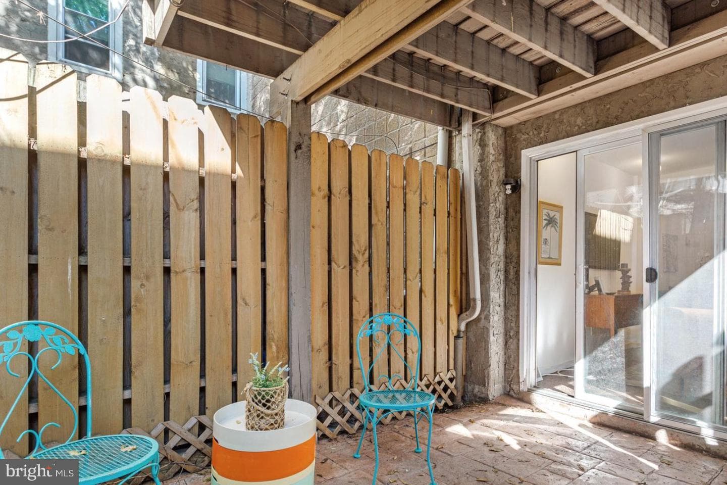 1036 Montrose Street photo 8