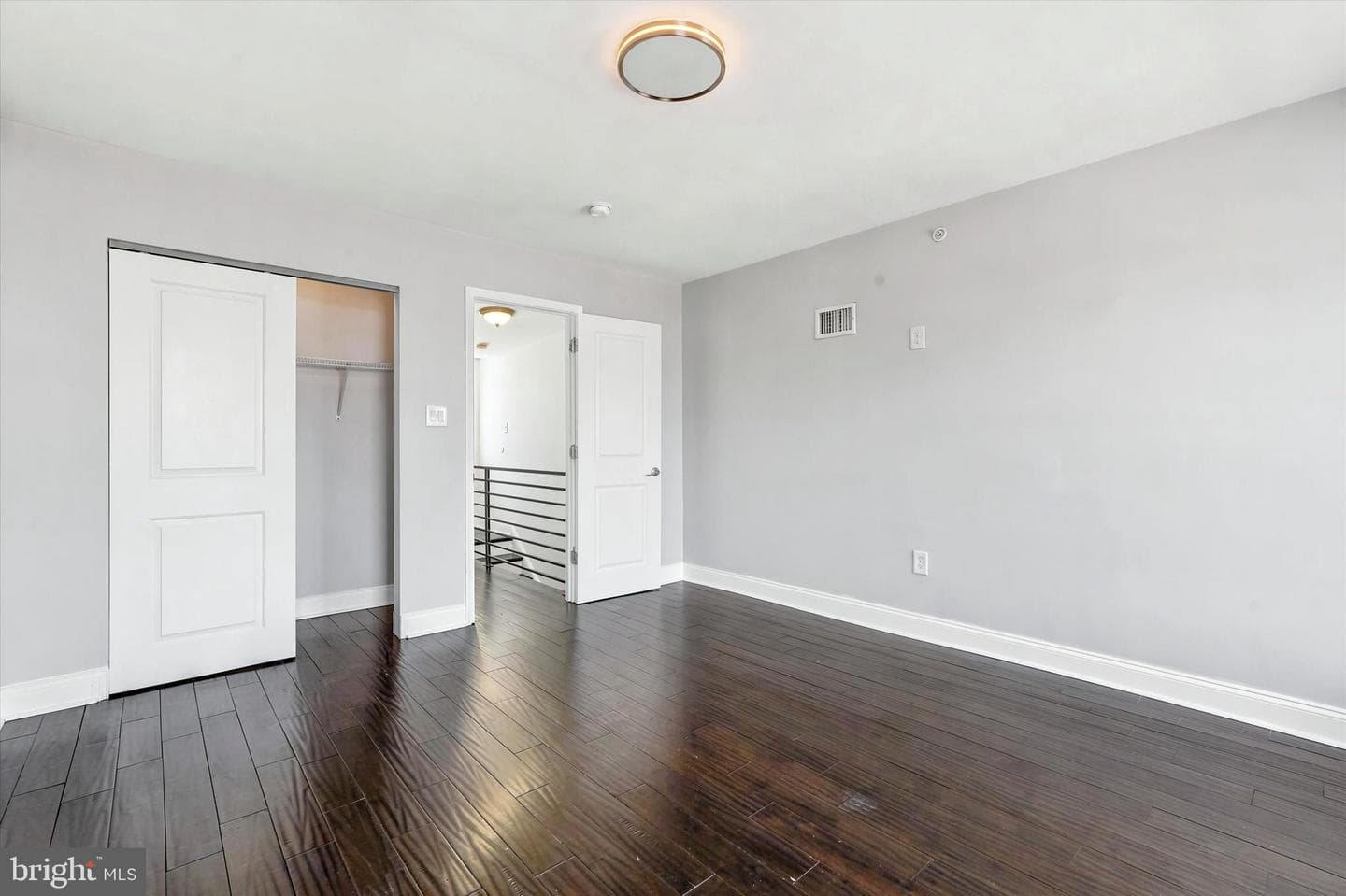 726 Mckean Street photo 24
