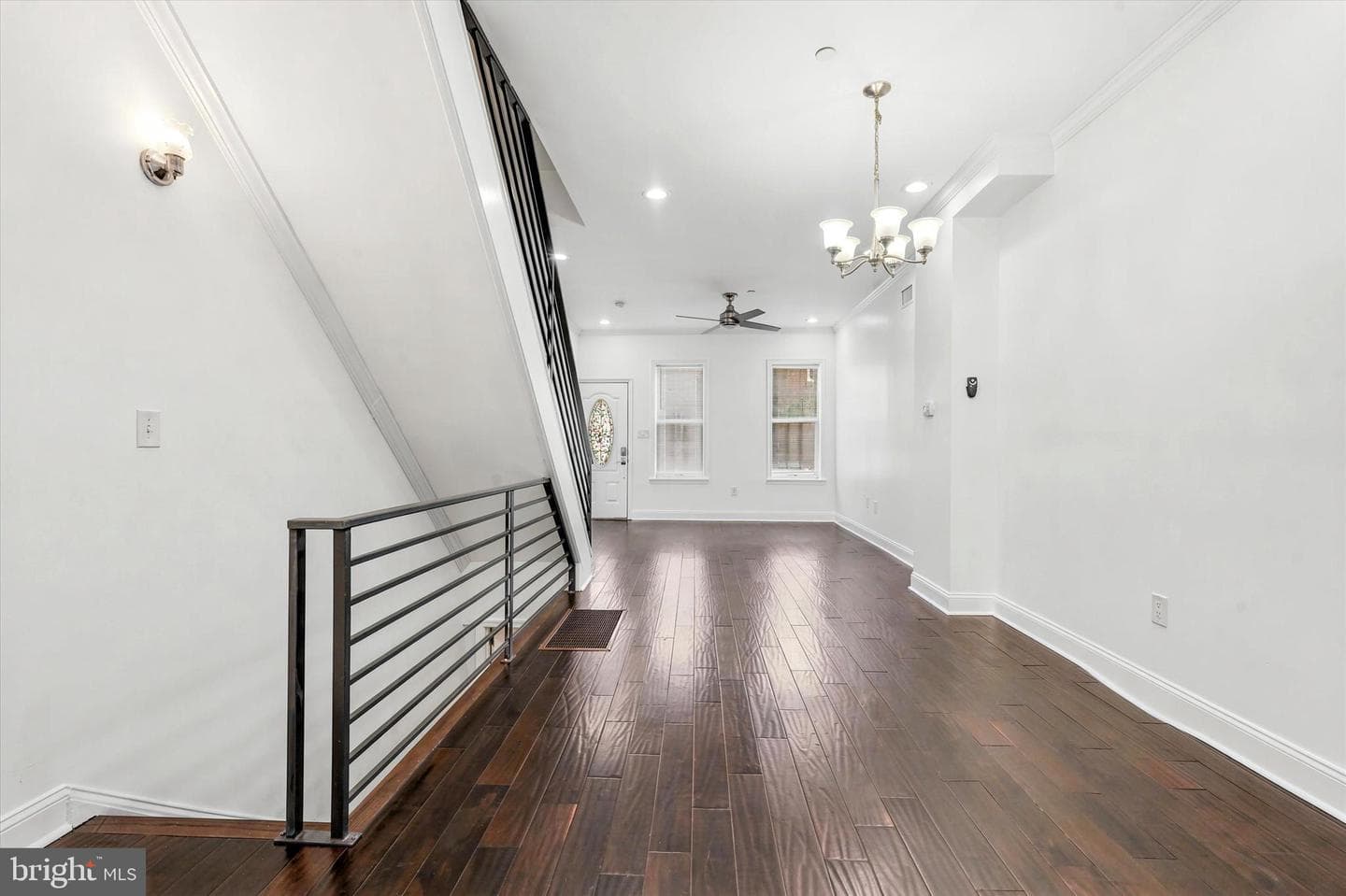 726 Mckean Street photo 7
