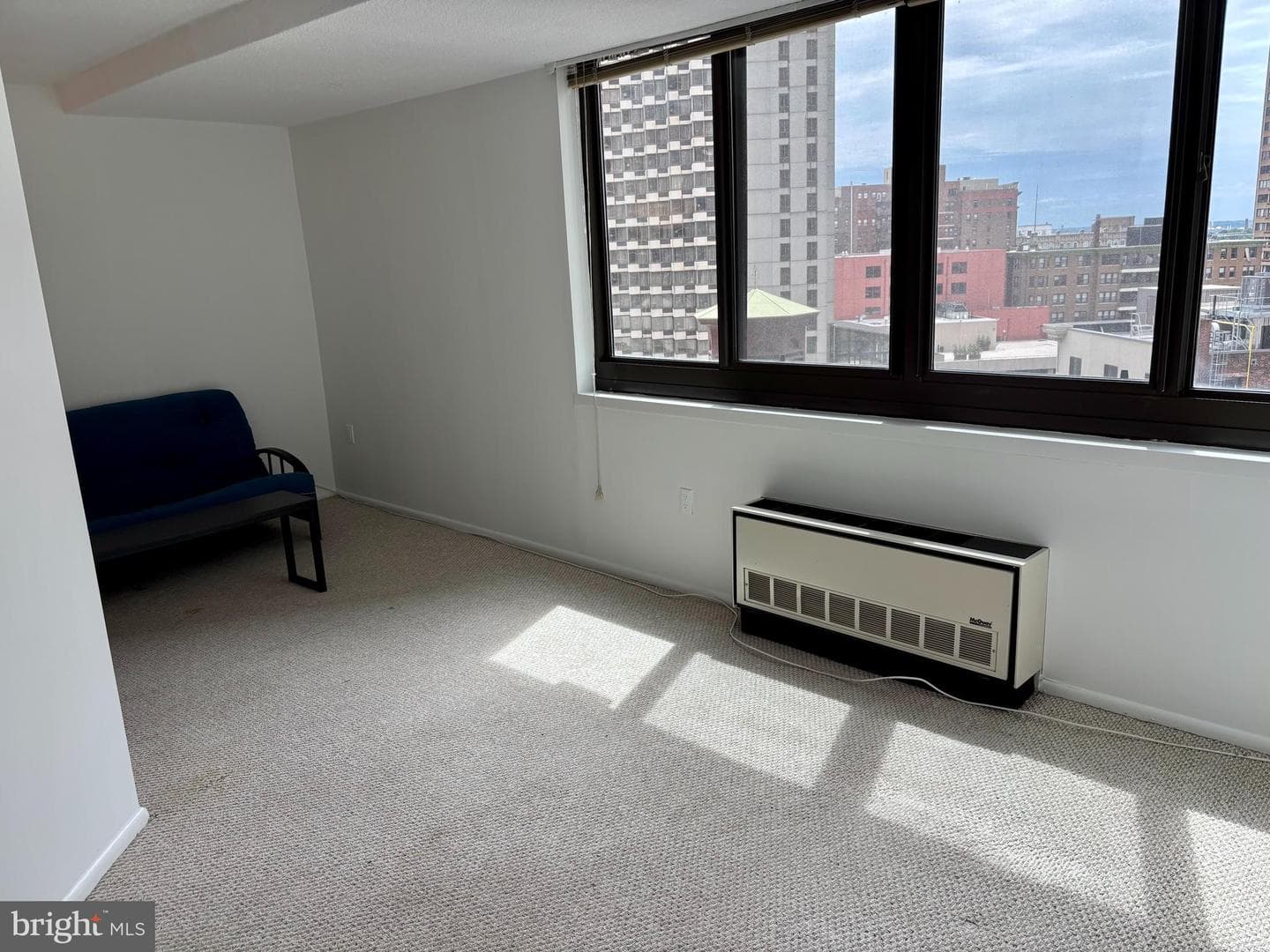1420 Locust St # 12B photo 2