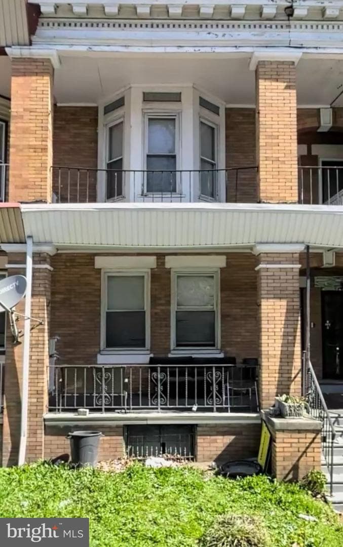 5407 Walnut Street, Philadelphia