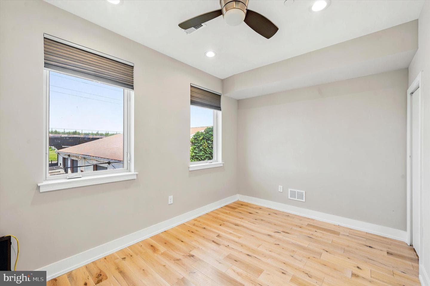 1446 S Taylor Street photo 20