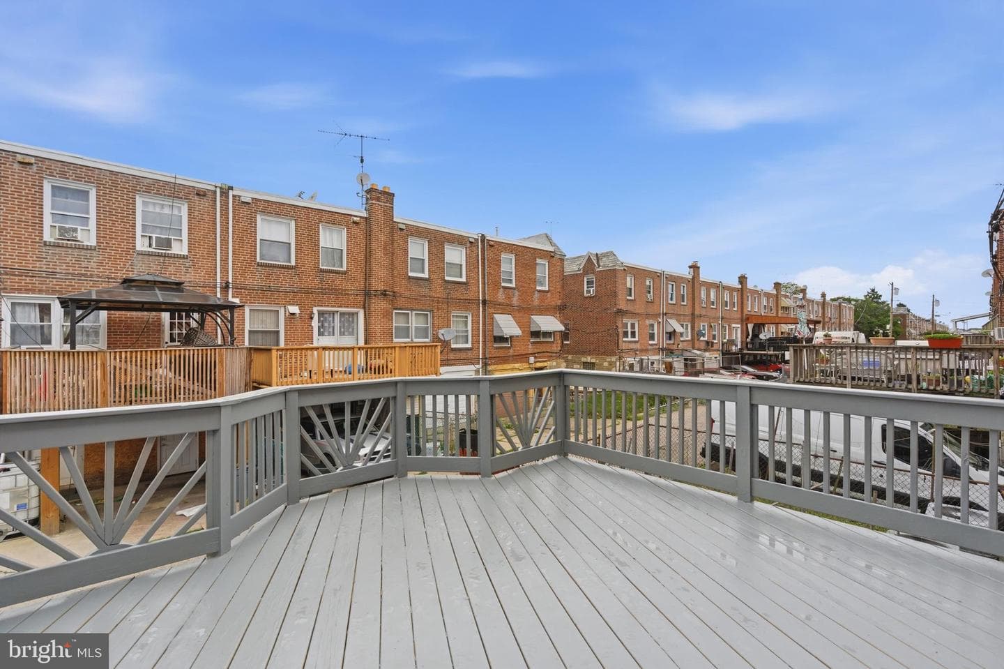 7020 Kindred Street photo 10