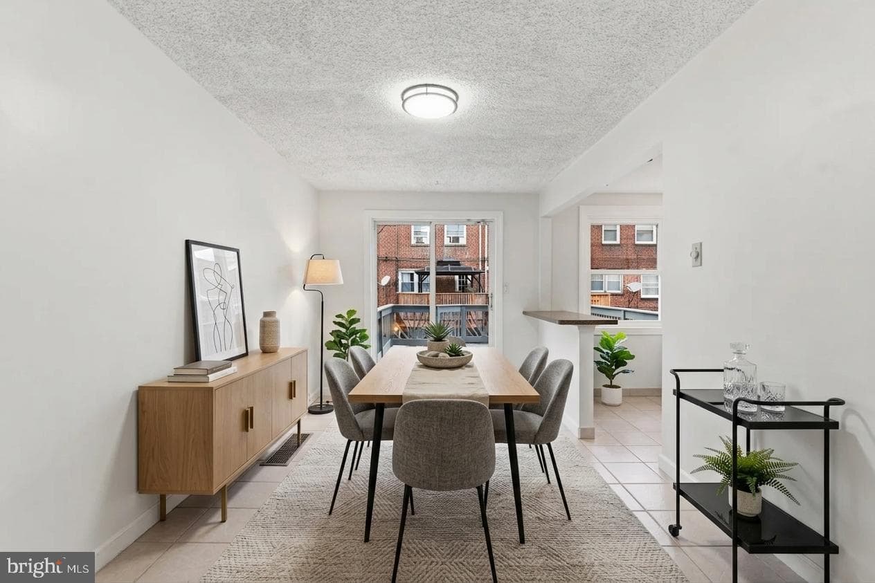 7020 Kindred Street photo 5