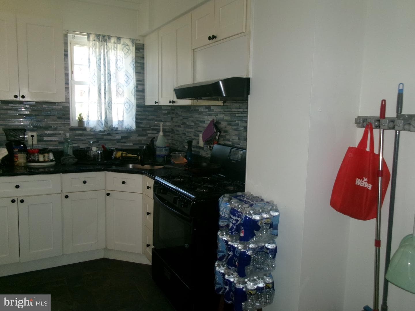 3298 Miller St photo 5