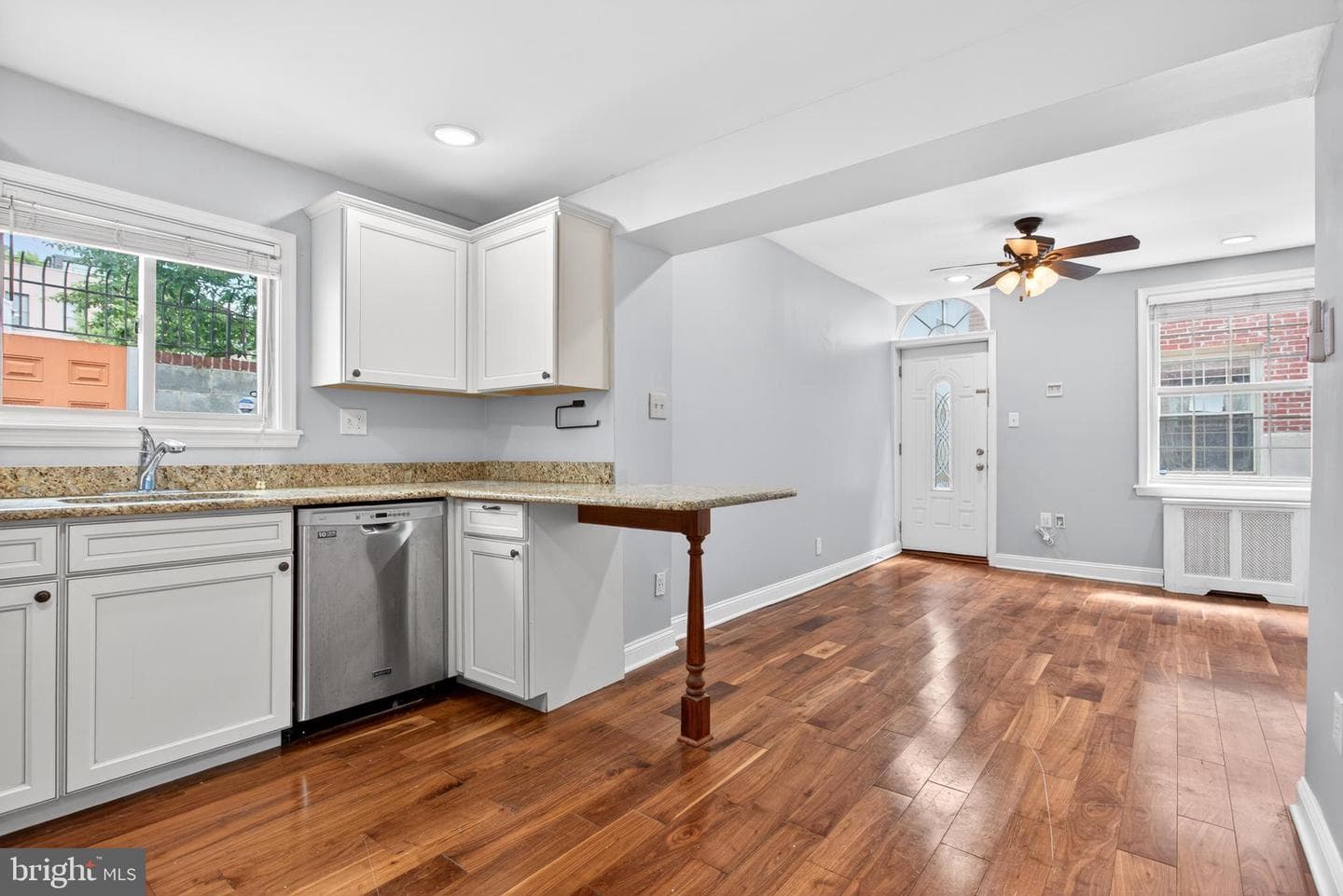 525 Fitzwater Street #2 photo 9