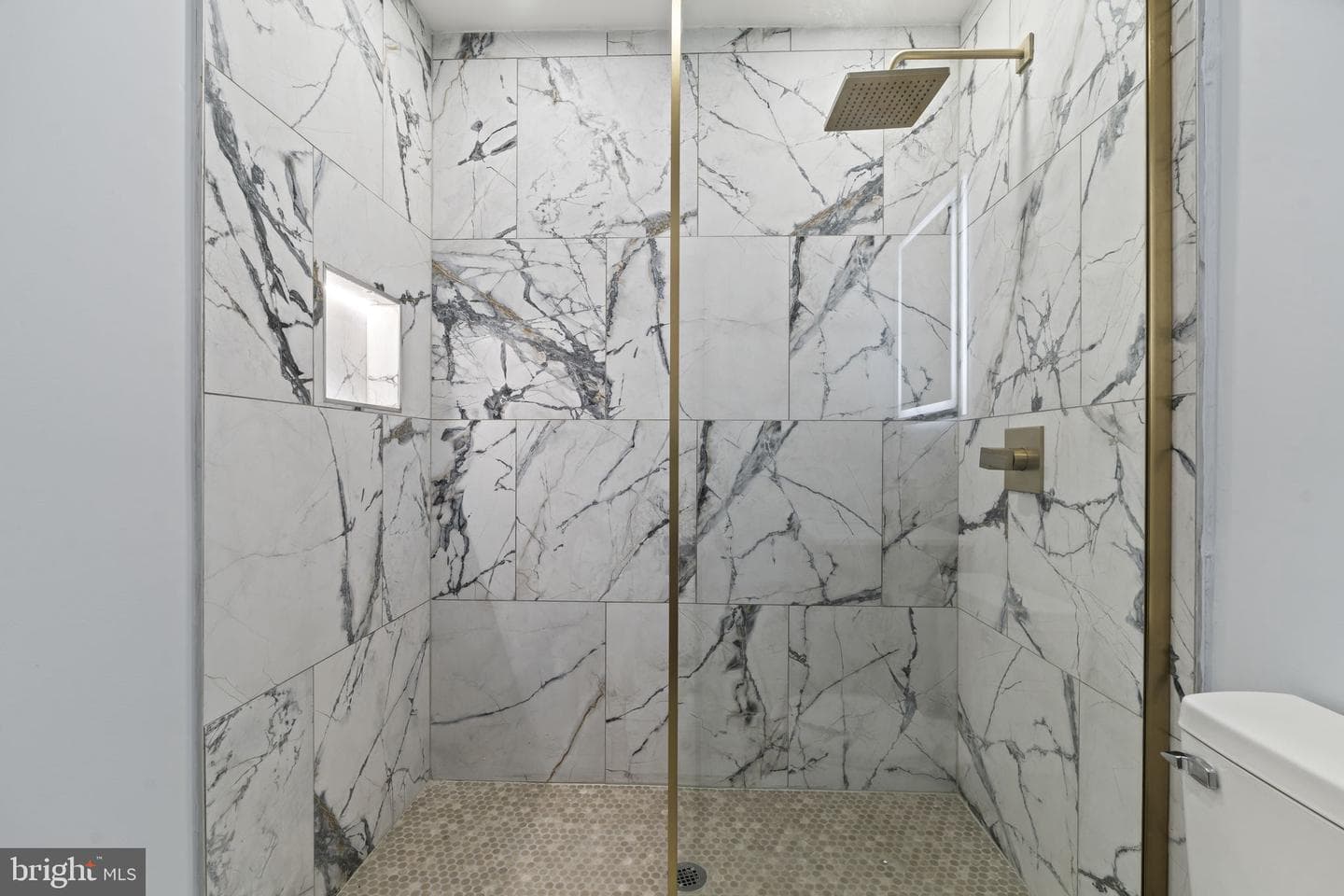 1651 Conklin Street photo 19