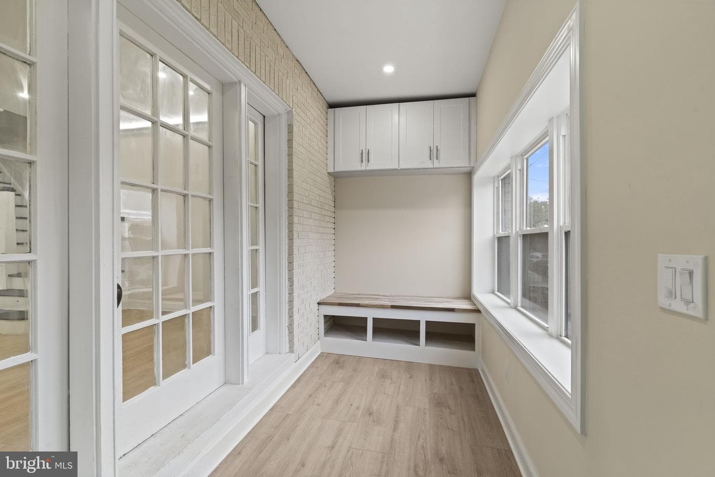 1651 Conklin Street photo 3