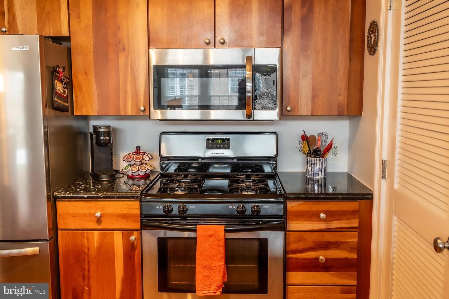 723 Bainbridge Street #d photo 11