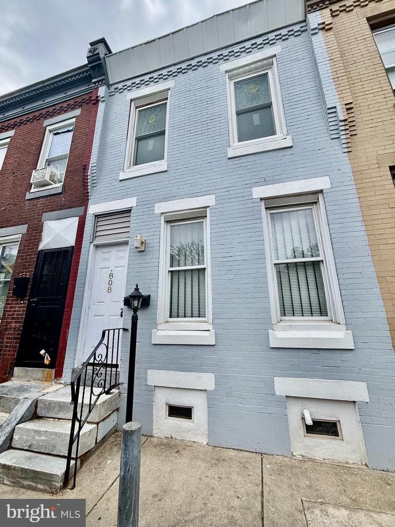 808 E Hilton Street, Philadelphia