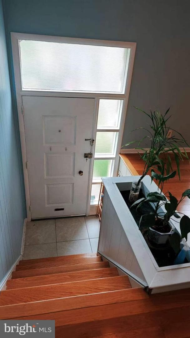 7621 Dorcas Street photo 3