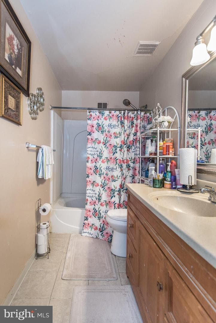 8023 Chelwynde Avenue photo 47
