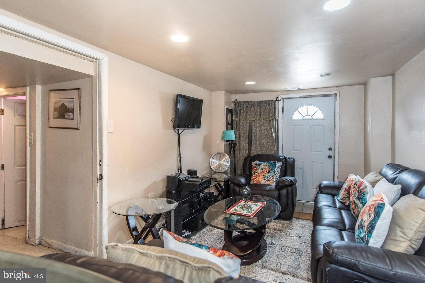 8023 Chelwynde Avenue photo 57