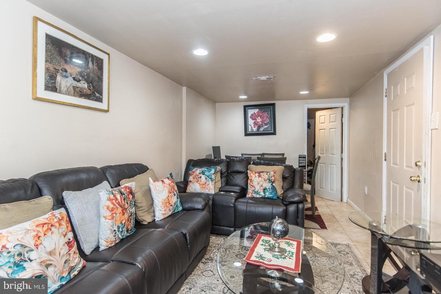 8023 Chelwynde Avenue photo 58