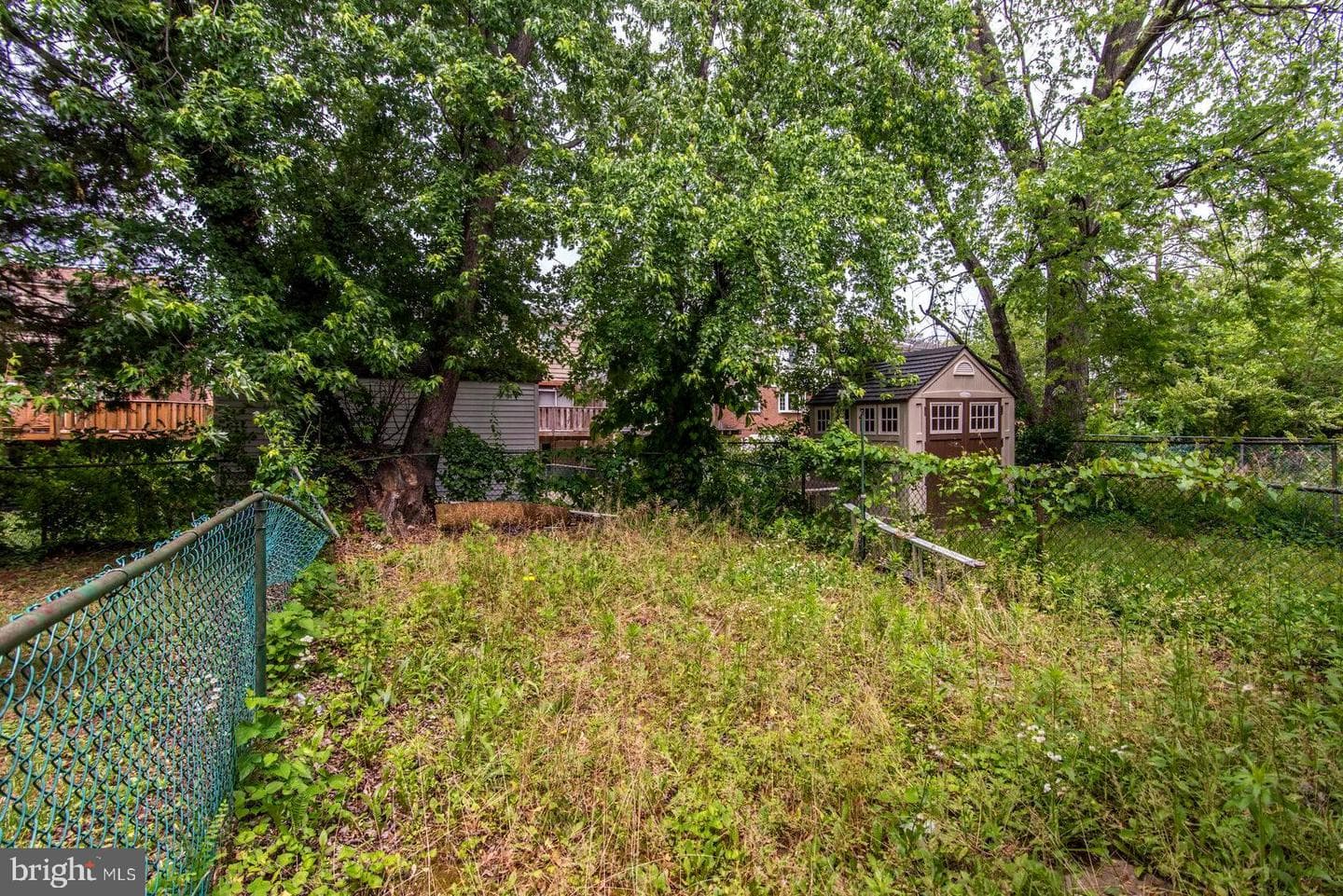 8023 Chelwynde Avenue photo 75
