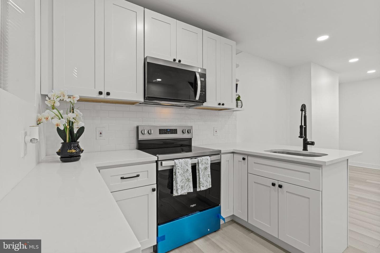 3422 Crystal Street photo 6