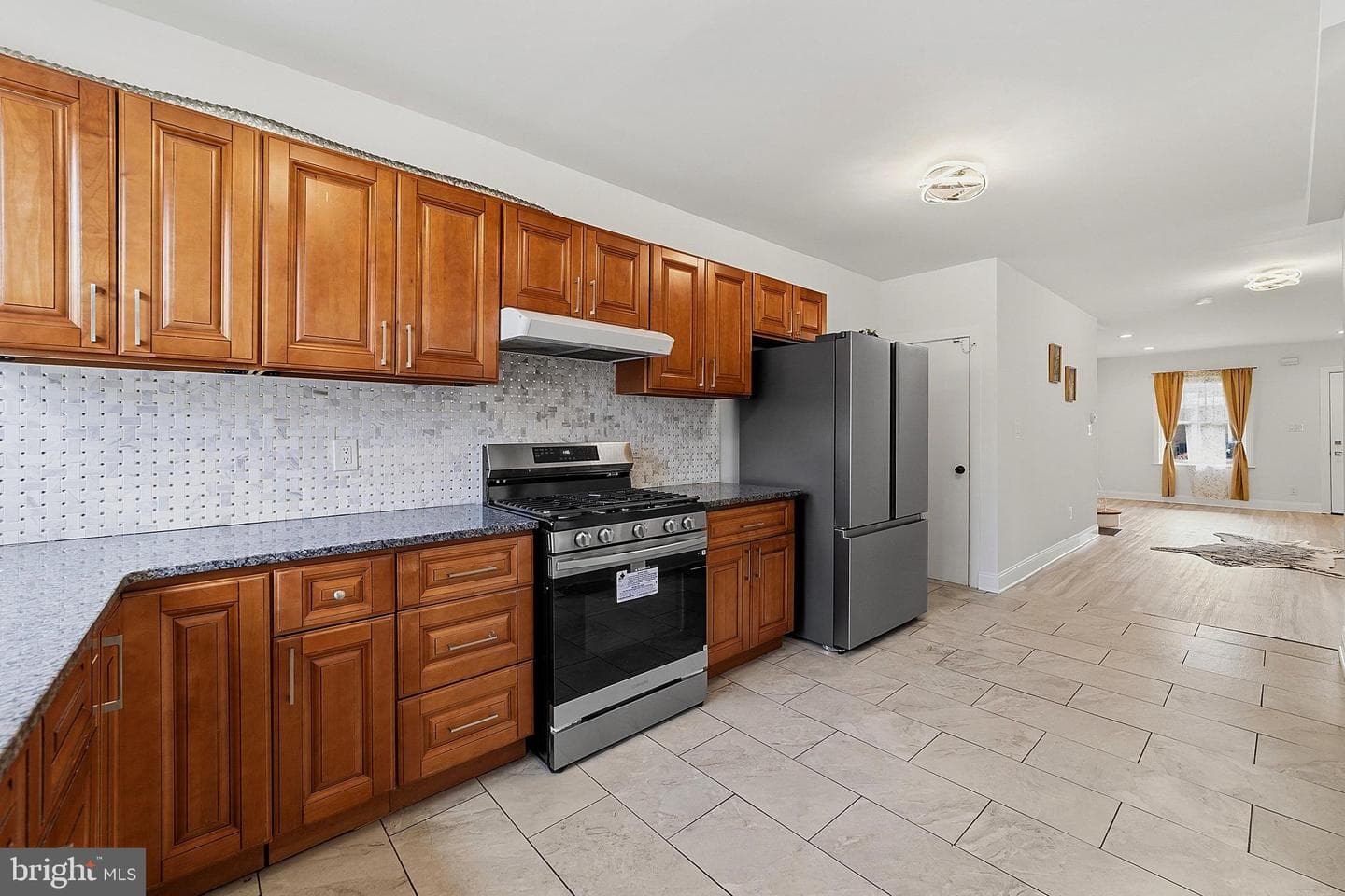 6354 Tulip Street photo 11