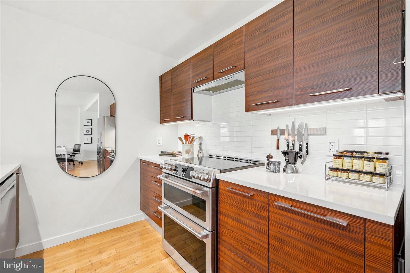 934 N 3rd Street #302 photo 6