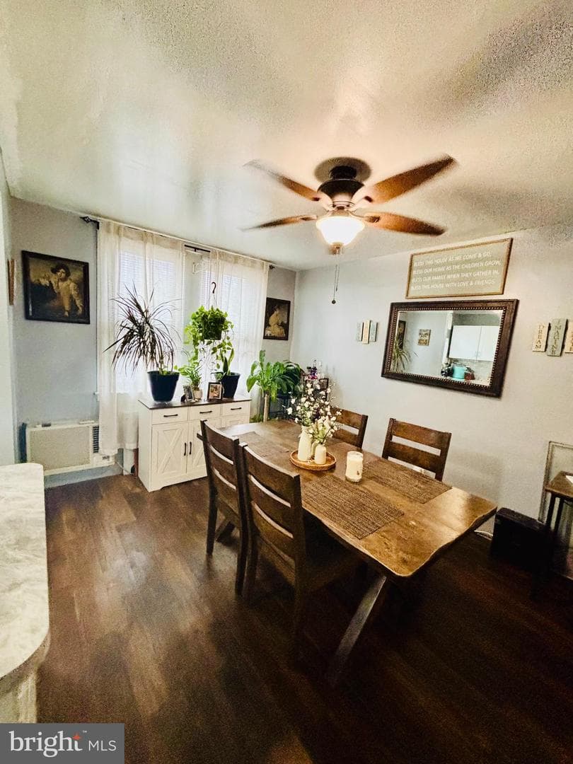 4228 Markland Street photo 10
