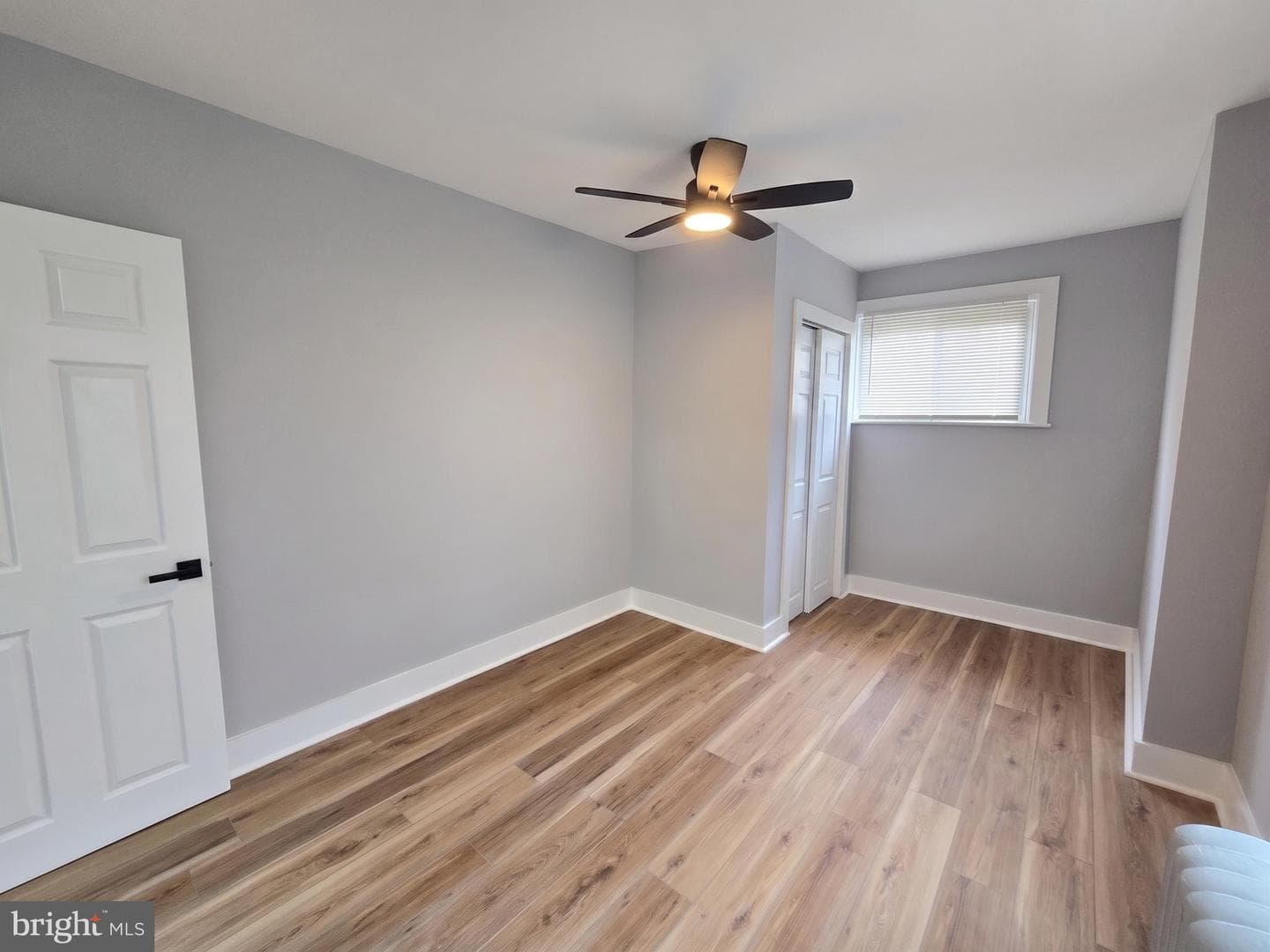 5620 N Camac Street photo 18