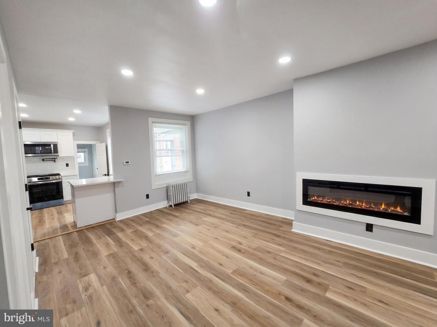 5620 N Camac Street photo 5