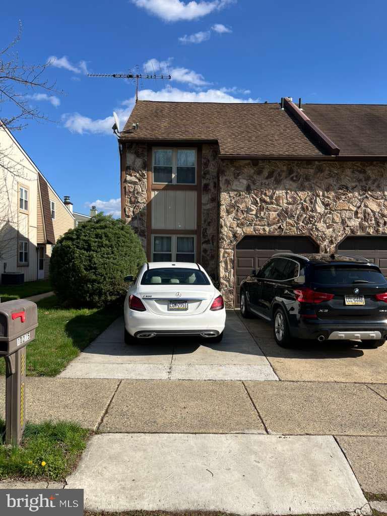 10215 Murty Lane, Philadelphia
