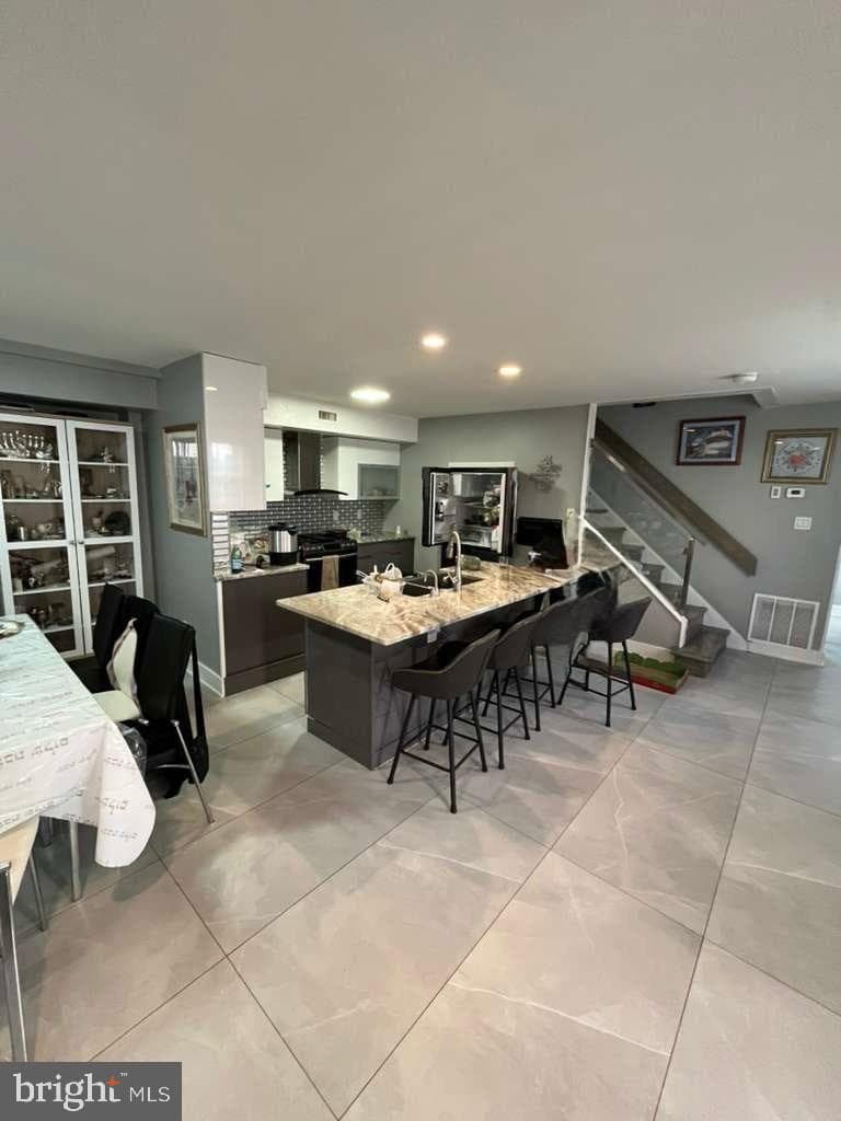 10215 Murty Lane photo 6