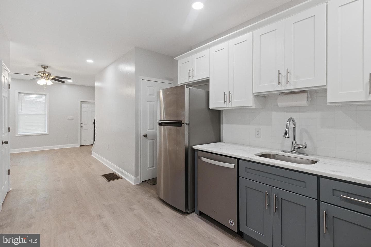 5213 Rodman Street photo 11