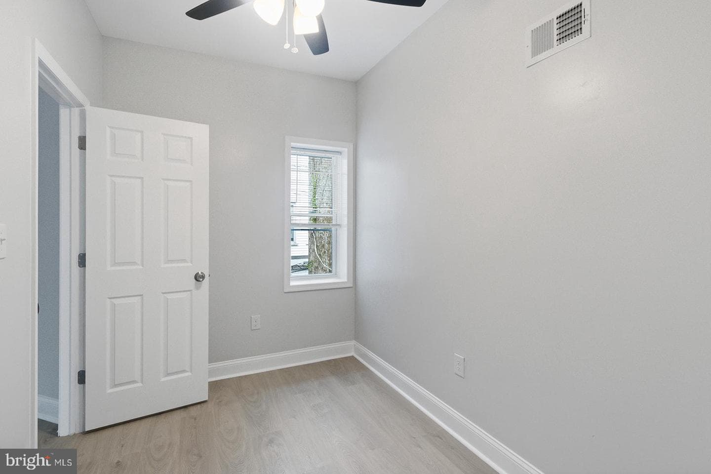 5213 Rodman Street photo 22