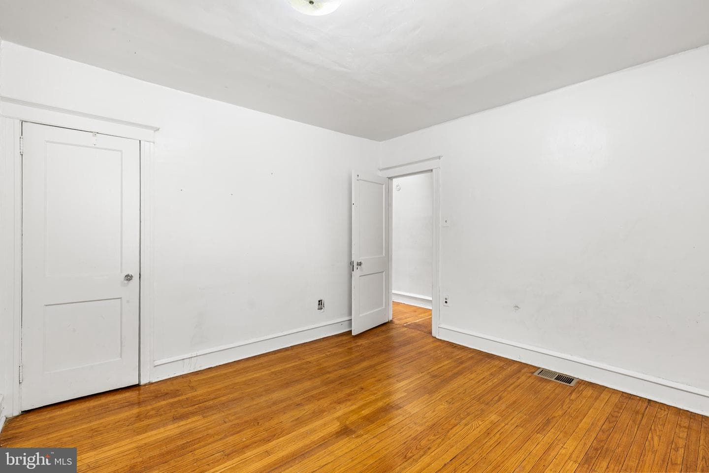 7014 Ogontz Avenue photo 34
