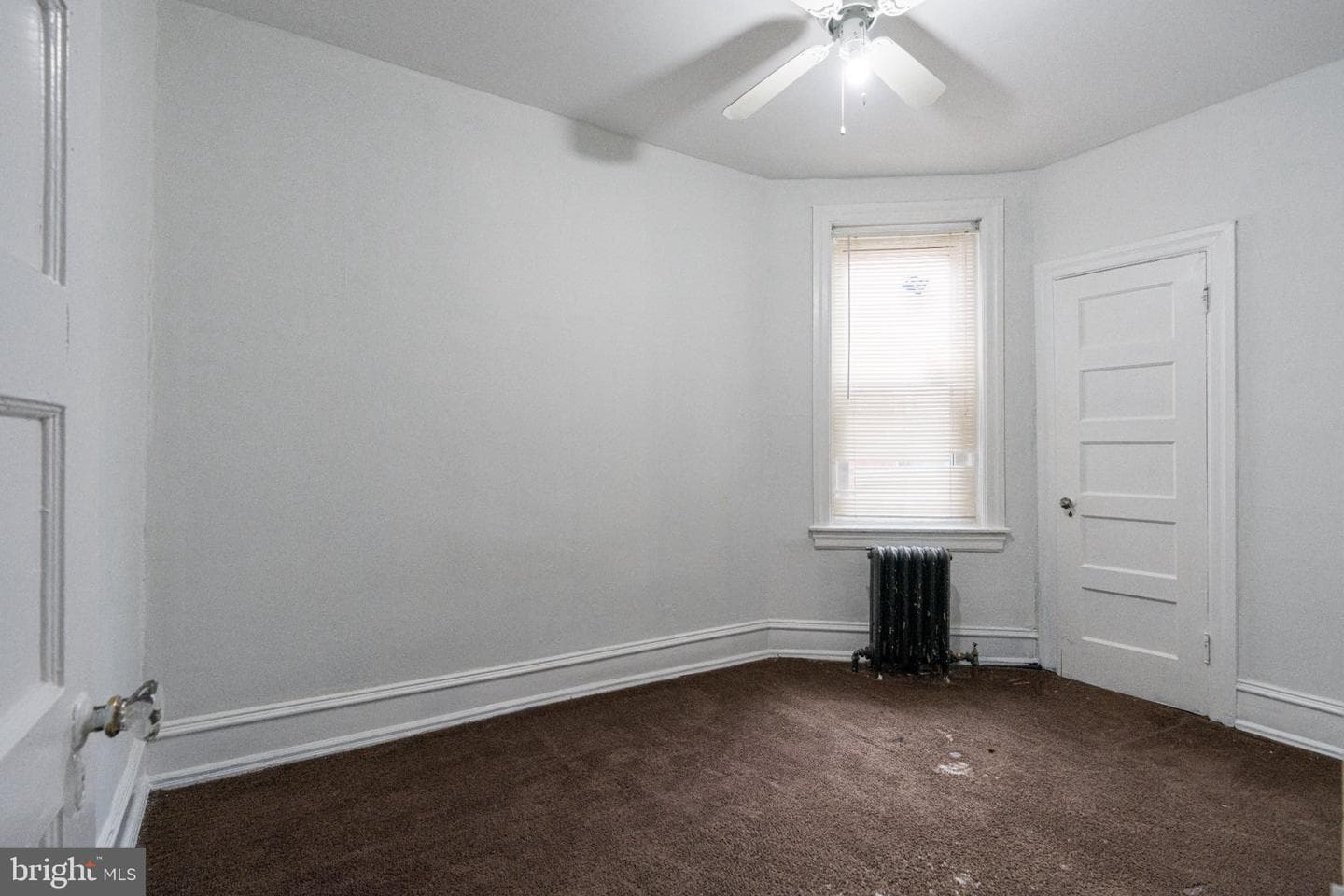 5630 Larchwood Avenue photo 11